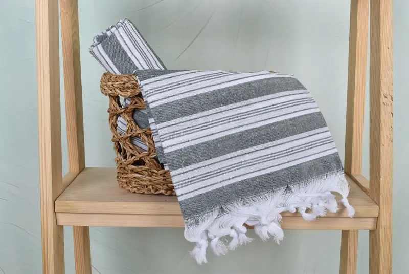 Gift For Mom, Wedding Gifts Towel, Bridesmaid Gift, Sand-resistant Turkish towel for the beach, Embroidered Towel, Turkish Beach Towel Monogram - 4