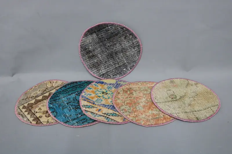 スチームパンク ボヘミアン サークル プレースマット、ブルー & ピンク コットン ウール装飾