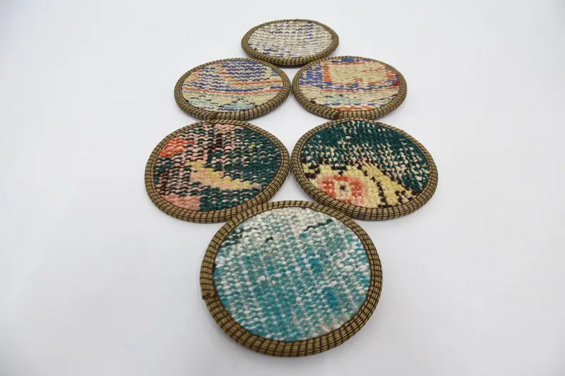 Blue and Beige Oriental Coaster, Traditional Design Coaster