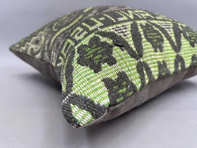 Christmas Pillow, 18x18 Green Pillow, Floor Pillow, Cushion Case, Kilim Cushion Sham, Vintage Kilim Pillow, Throw Kilim Pillow, Rustic Pillow - 6
