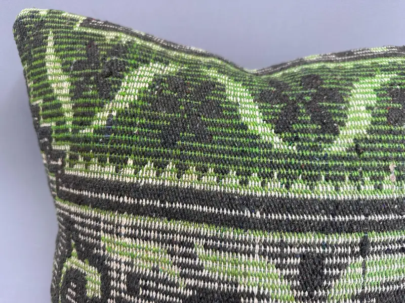 Christmas Pillow, 18x18 Green Pillow, Floor Pillow, Cushion Case, Kilim Cushion Sham, Vintage Kilim Pillow, Throw Kilim Pillow, Rustic Pillow - 5