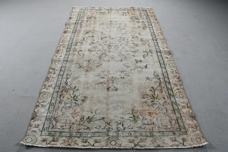 ヴィンテージ トルコ ウシャク ラグ 140x249cm ブラウン 花柄 ウール ラグ - 1