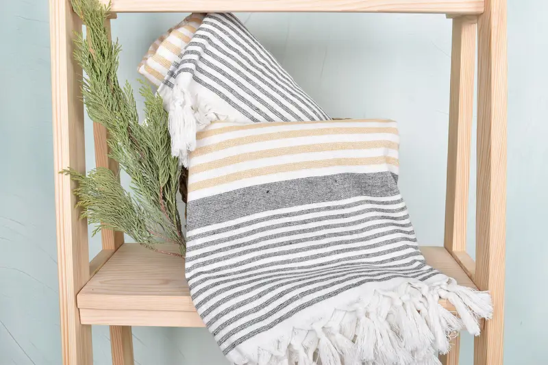 Holiday Towel, Hammam Towel USA, Quick-dry towel, Large Turkish Towel, Bridesmaid Favors, Turkish Towel Beach, 68x40 Cotton Striped Terry Towel - 4