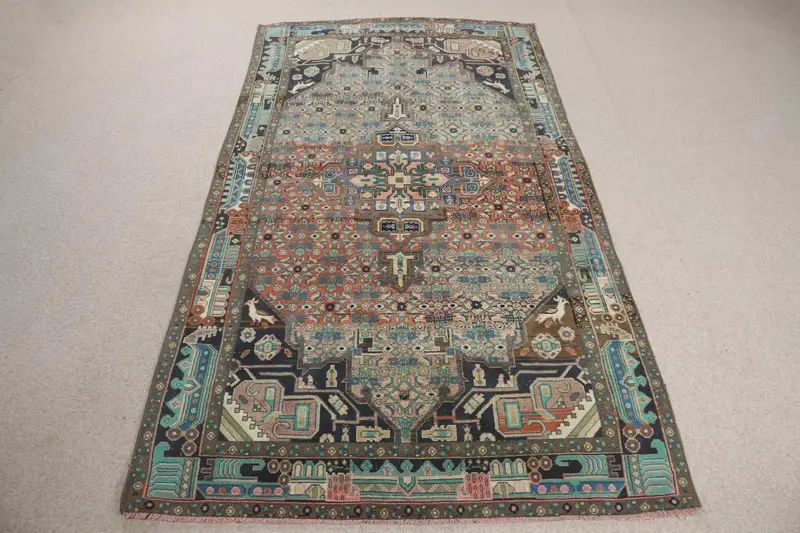 Roter und grüner Teppich, 1,2 x 2,4 m großes Randdesign