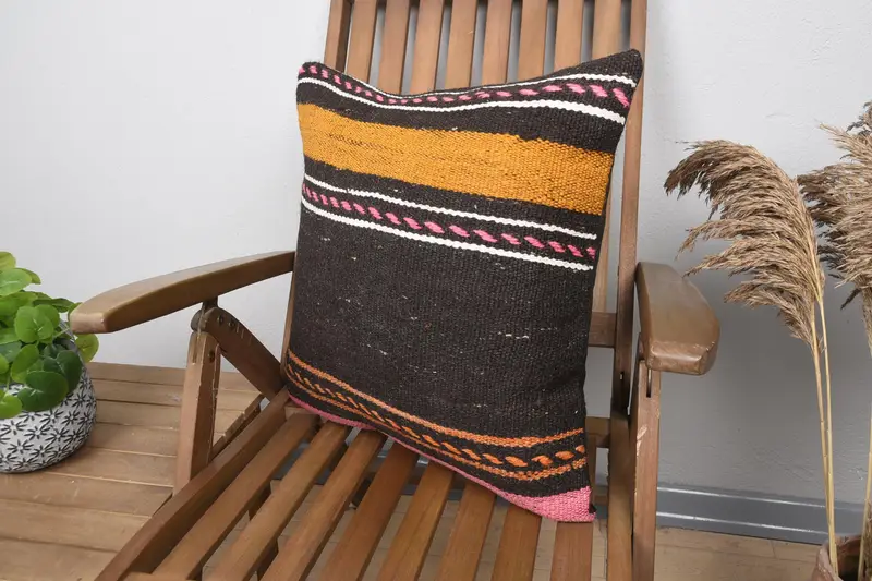 Turkish Corner Pillow Sham, Vintage Kilim Throw Pillow, Pillow Cover, Ethnical Kilim Rug Pillow, 20x20 Pink Pillow Case, Indoor Cushion, Boho Pillow - 3