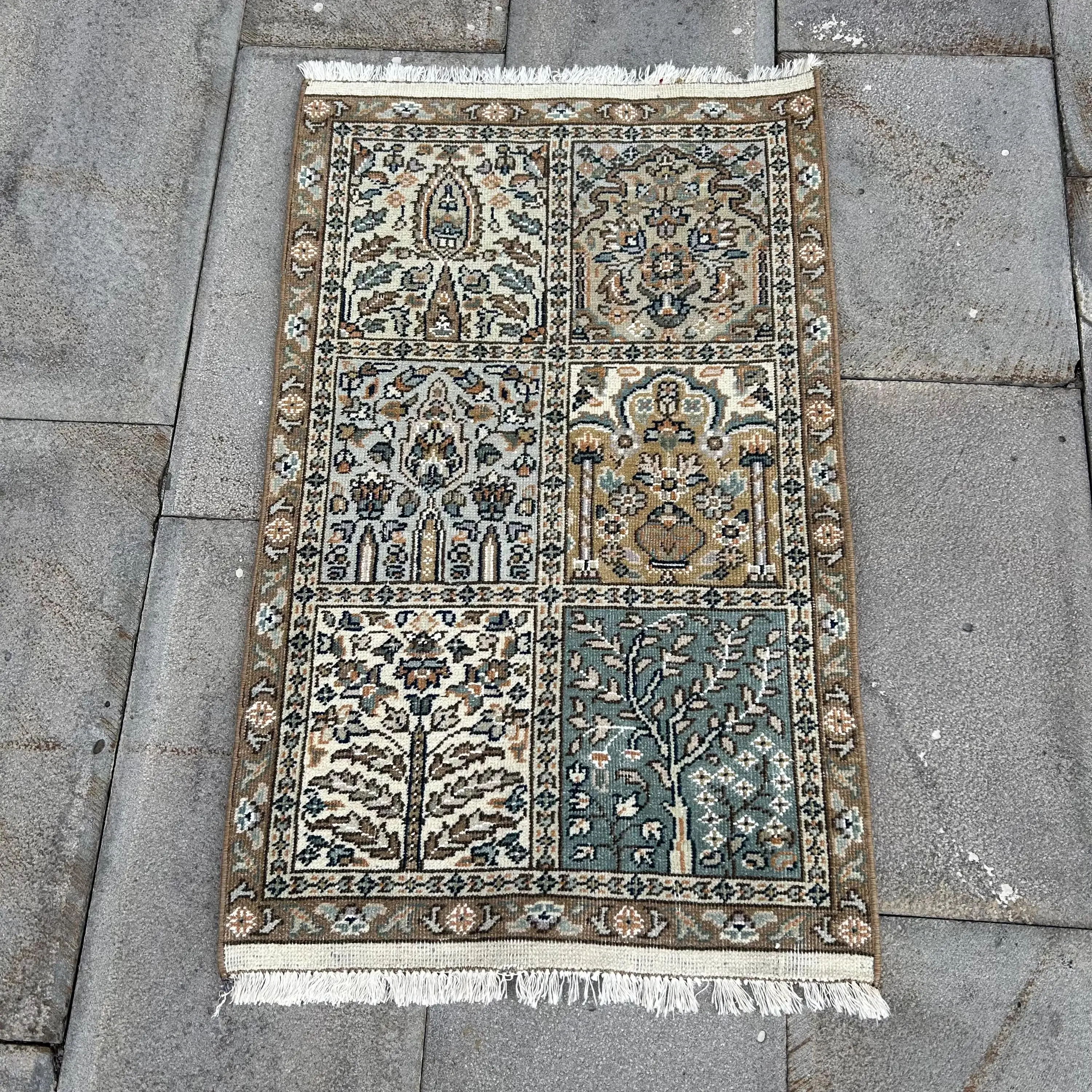 Yeşil & Bej Çizgili Halı, 1,9x3,1 ft Şık Dekor - 1