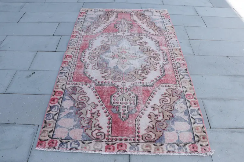 Türk Vintage Alan Halısı 4.1x6.8 ft (125x208 cm), Kırmızı Çiçekli Oushak Halı - 1