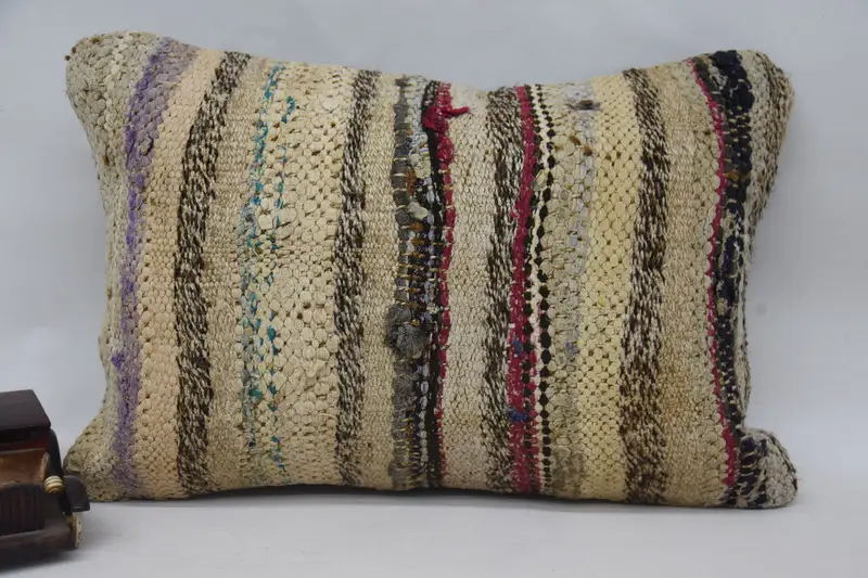 Beige & rot gestreiftes Kissen, handgefertigtes besticktes Kissen