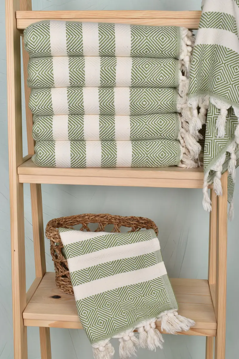 Monogram Kitchen Towel, Gift For Him, Monogram Hand Towel, 32x20 Cotton Diamond Towel, Beach Wedding Favor, Bridesmaid Gift, Kitchen Towel, Spa Gift - 3