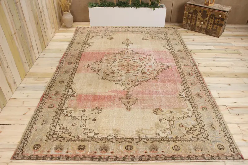 El Yapımı Bej Çiçekli Halı, 0,6x10,2 ft Zarif Dekor