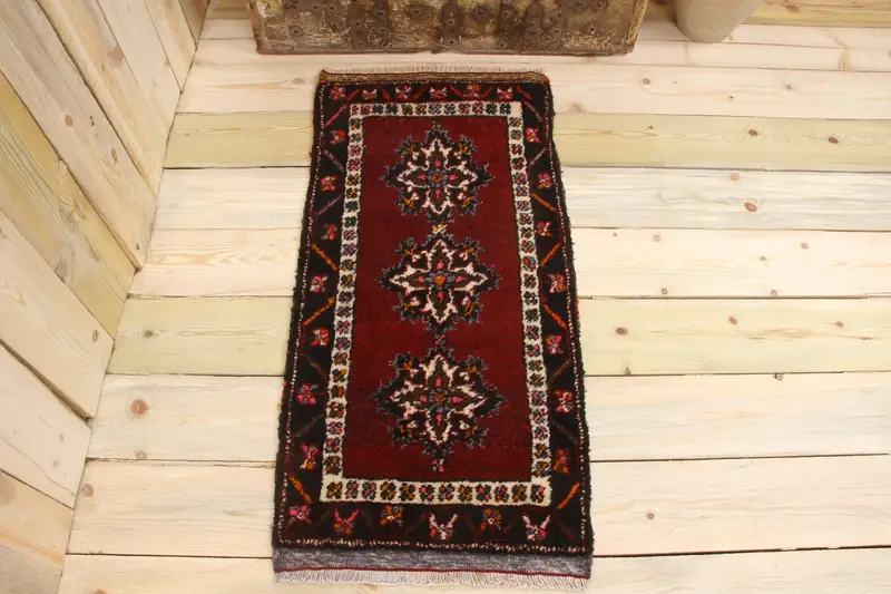 Alfombra con estampado animal roja hecha a mano, 1,2x3,2 pies