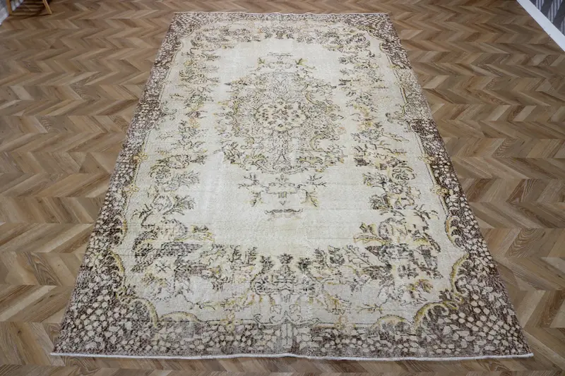 Oushak Vintage Rug, 6.5x10.7 ft Turkish Rug, Gray Floral Wool Rug - 1