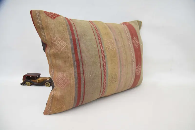 Nomadic Pillow Sham, 20x28 Beige Cushion Cover, Ethnical Kilim Rug Pillow, Pillow for Sofa, Pillow Cover, Handmade Kilim Cushion, Farmhouse Pillow - 3