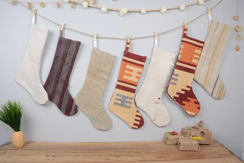 Şenlikli 8 inç Noel Süsleri Desen Çorap, Büyüleyici Tatil Dekorasyonu