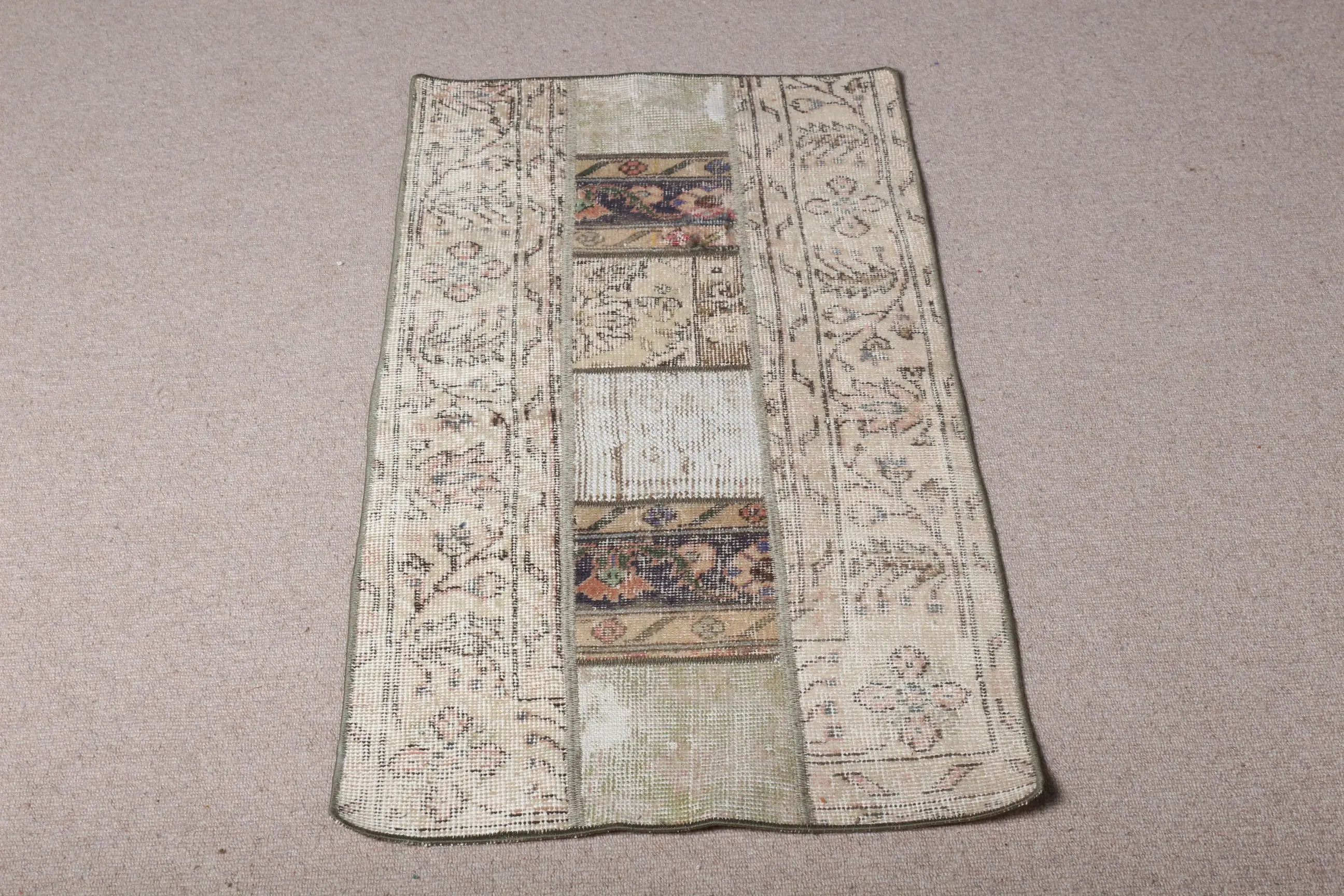 1.9x3.9 ft Vintage Turkish Rug, Small Rug, Green Wool Rug - 1