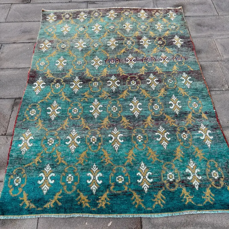 Zarif Yeşil Oryantal Halı, Sarı Desenli 4,4x6,1 ft