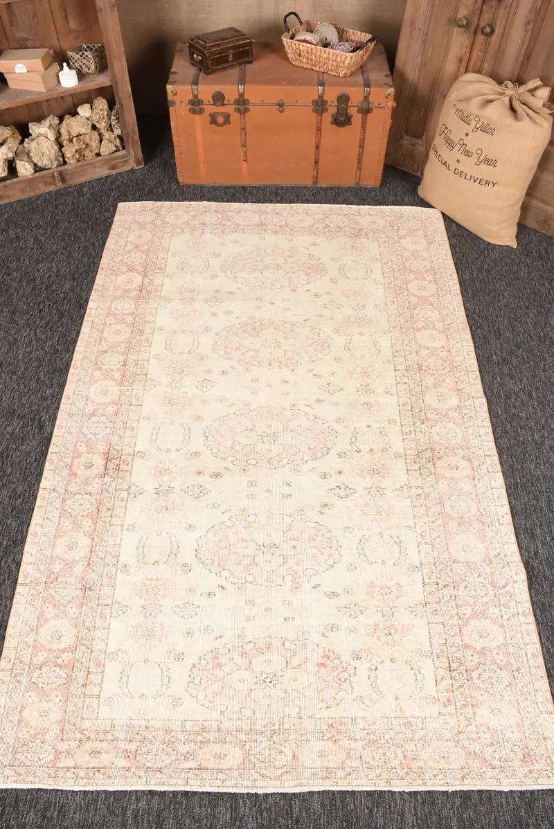 Turkish 5x7.9 ft Rug, Vintage Area Rug, Beige Floral Rug - 1