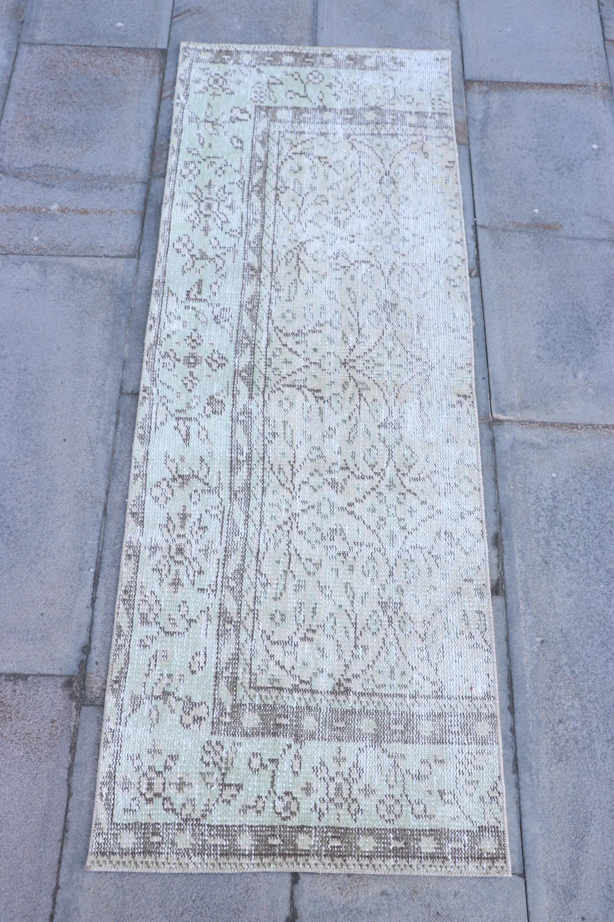 1,8x5,1 ft türkischer Läuferteppich, Vintage-Teppich, grünbrauner südwestlicher Wollteppich - 1