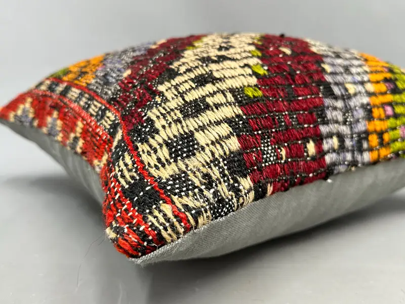 Lounge Throw Pillow Cover, Kilim Cushion Sham, Kilim Pillow Cover, Cushion, 18x18 Red Pillow, Vintage Pillow, Handmade Throw Pillow Cover - 6