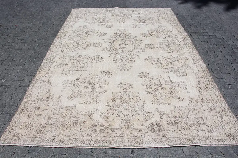 Turkish 7.3x11.3 ft Rug, Vintage Oversize Rug, White Floral Rug - 1