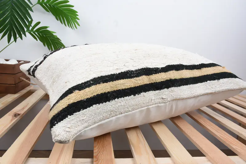 Handmade Kilim Cushion, Boho Pillow Sham Cover, Morroccon Kilim Cushion Cushion, Pillow, 20x28 White Cushion Cover, Gift Pillow - 6