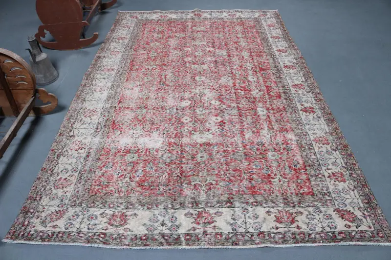 Großer türkischer Vintage-Teppich 5,8 x 9,2 Fuß, roter Oushak-Wollteppich - 1