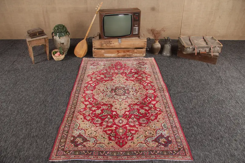 Vintage Oushak Bölge Halısı 4.5x7.1 ft (138x216 cm), Türk Kırmızı Katı Yün Halı - 1