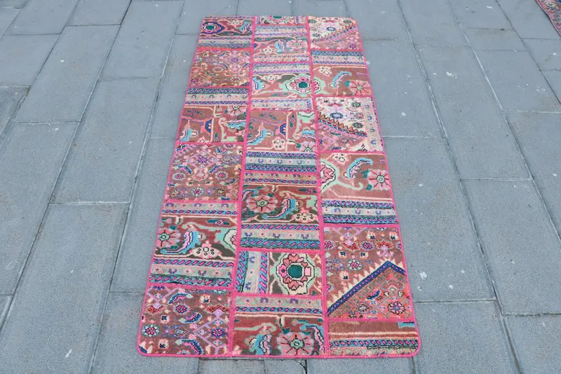 Vintage Rug, 2.7x5.9 ft Accent Turkish Rug, Oushak Pink Brown Polka dot Rug - 1