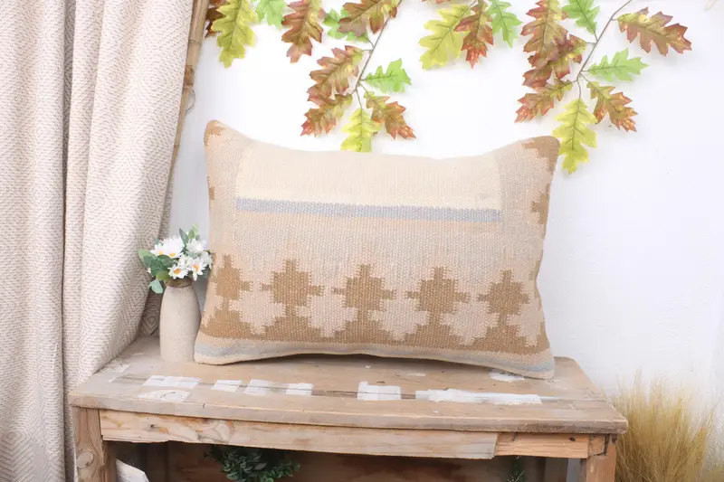 Turkish Kilim Pillow, Boho Pillow Sham Cover, Crochet Pattern Pillow Sham, Vintage Kilim Pillow, 16x24 Beige Pillow, Pillow Case - 1