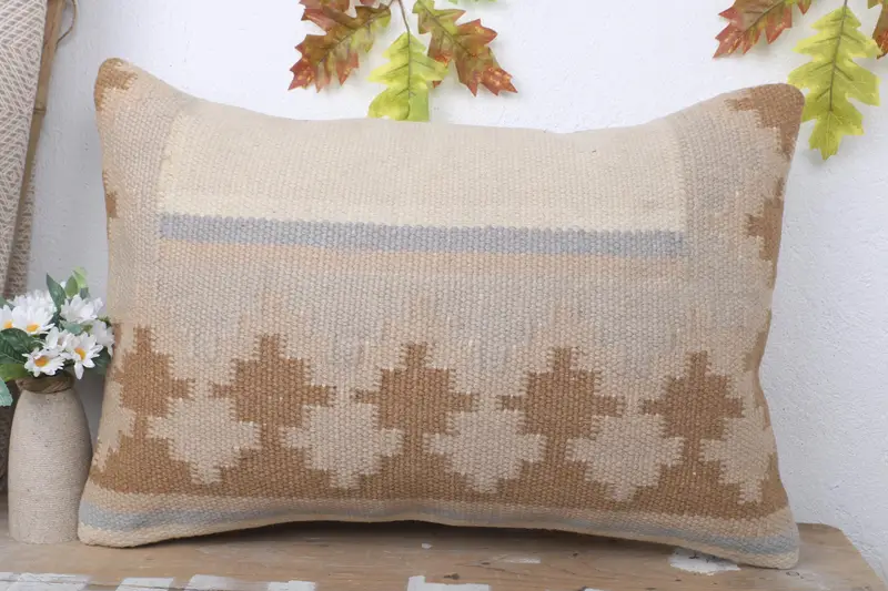 Turkish Kilim Pillow, Boho Pillow Sham Cover, Crochet Pattern Pillow Sham, Vintage Kilim Pillow, 16x24 Beige Pillow, Pillow Case - 2