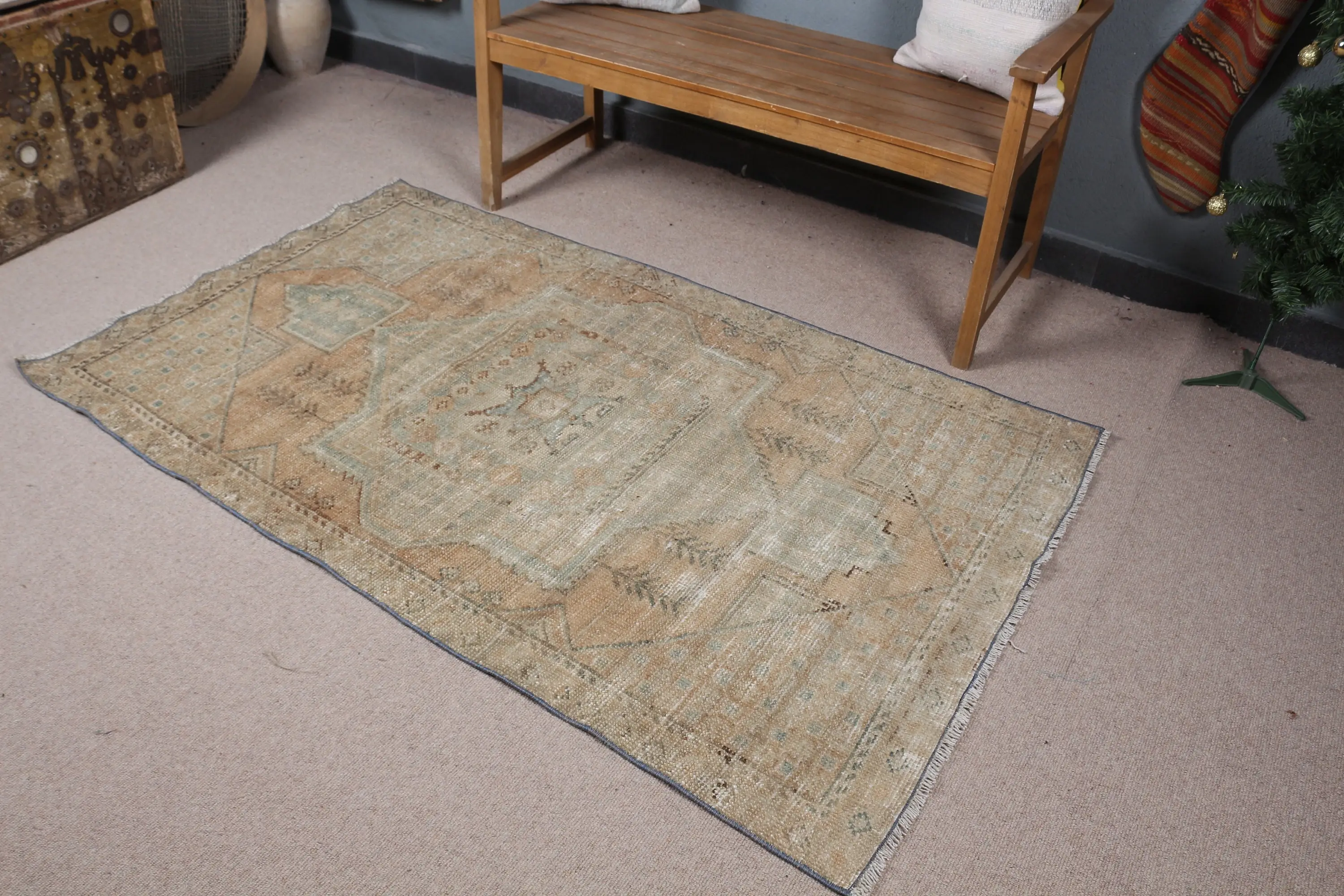 Vintage Türk Halısı 3,7x6 ft (112x183 cm), Kahverengi Puantiyeli Halı - 1