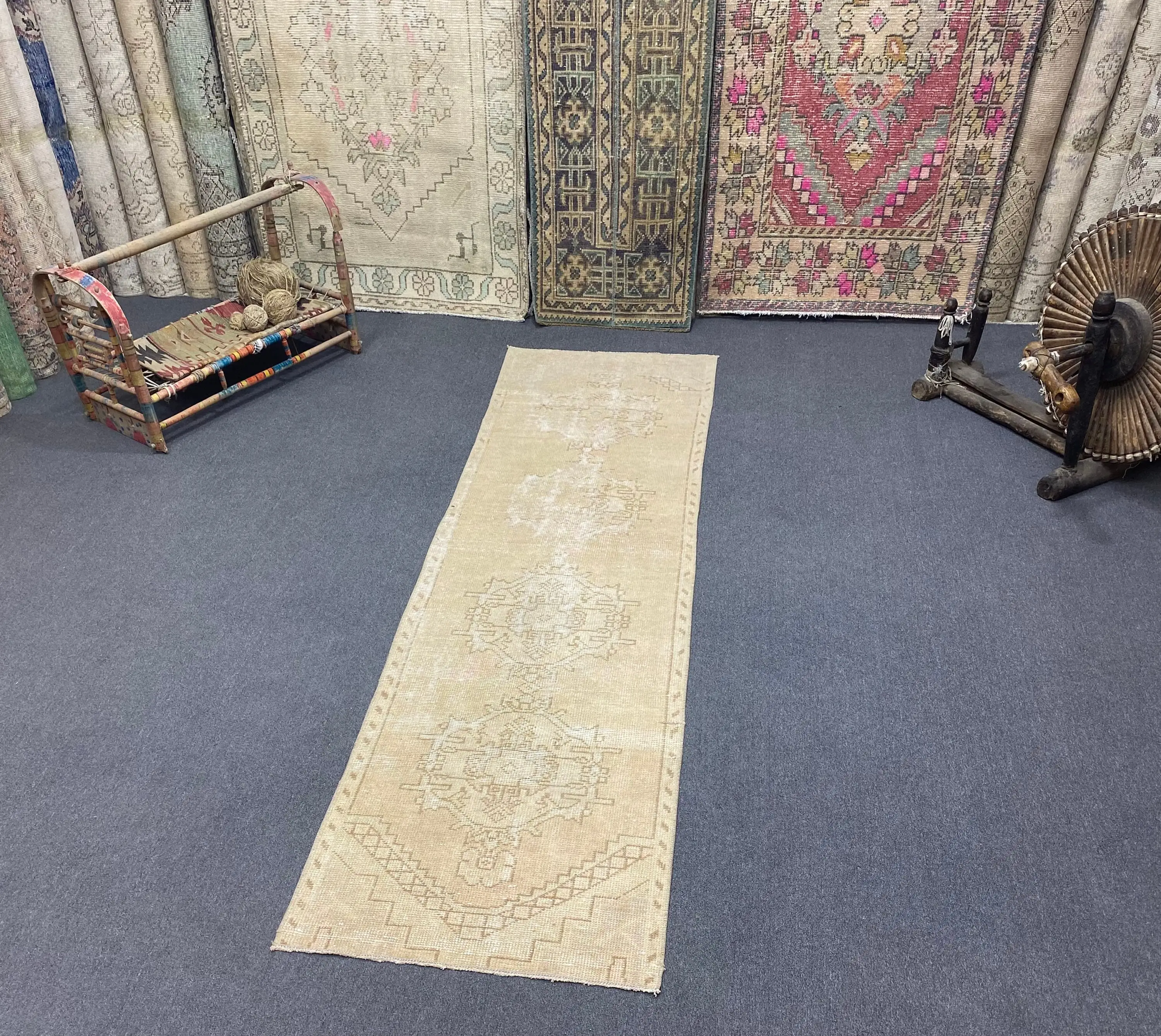 Vintage 3.2x7.9 ft Rug, Turkish Rug, Beige Floral Rug Wool - 1