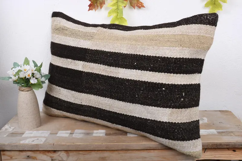 Vintage Pillow, 16x24 Beige Pillow Cover, Interior Designer Pillow, Handmade Kilim Cushion, Yoga Pillow, Pillow Cover, Designer Throw Cushion Case - 4