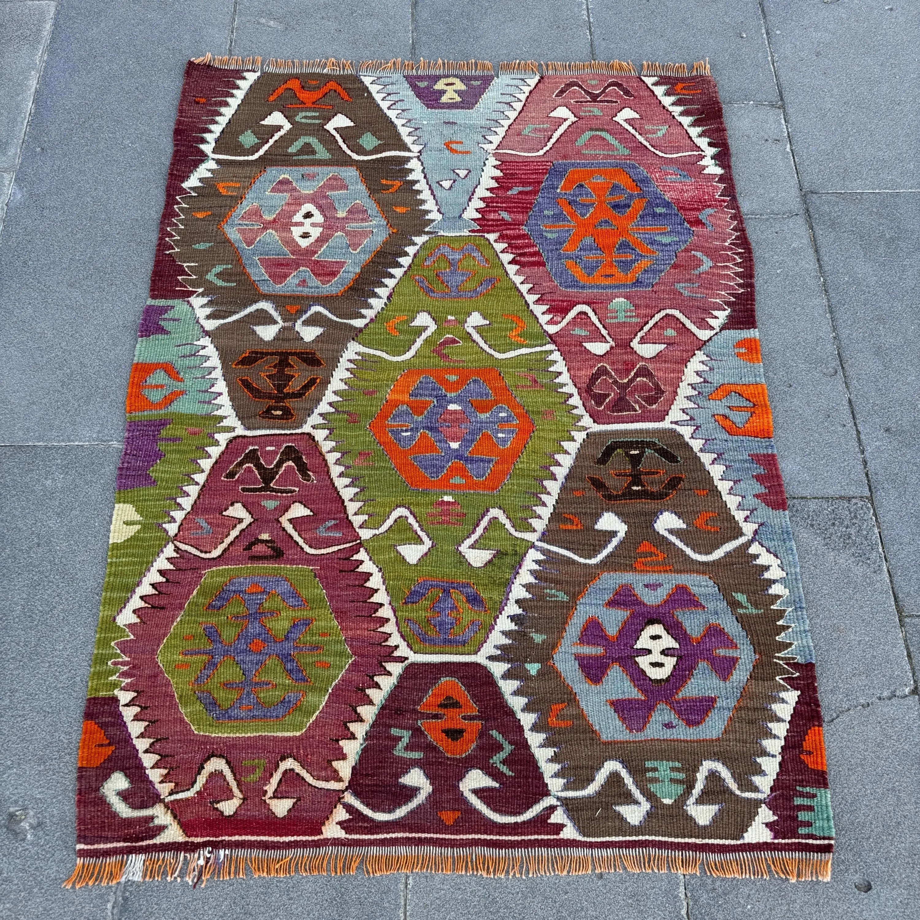 Turkish Small Rug, 2.8x3.9 ft Vintage Rug, Red Floral Wool Rug - 1