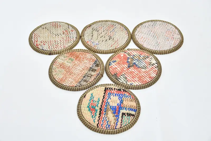 Posavasos de alfombra redonda azul y beige, juego de seis posavasos