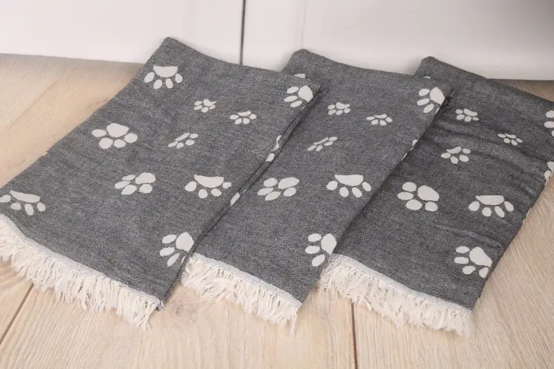 Bulk Order Towel, Quick-dry towel, Beach Towel Bulk, Custom Gift, Bachelor Party Favors, 70x36 Cotton Paw Design Towel, Bridal Shower Gifts - 7