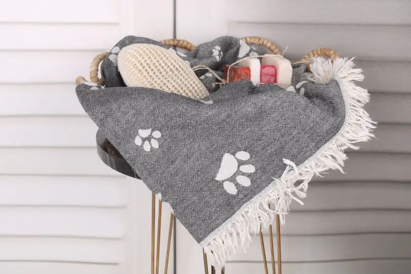 Bulk Order Towel, Quick-dry towel, Beach Towel Bulk, Custom Gift, Bachelor Party Favors, 70x36 Cotton Paw Design Towel, Bridal Shower Gifts - 3
