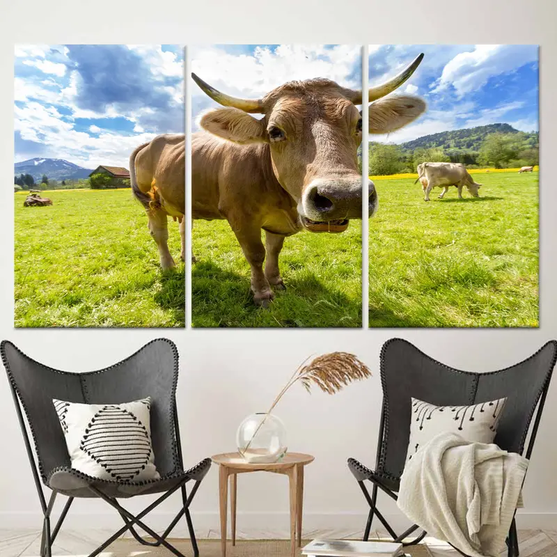 Büyüleyici İnek Çiftliği Kanvası: Rustik Çiftlik Evi Dekoru Keyfi