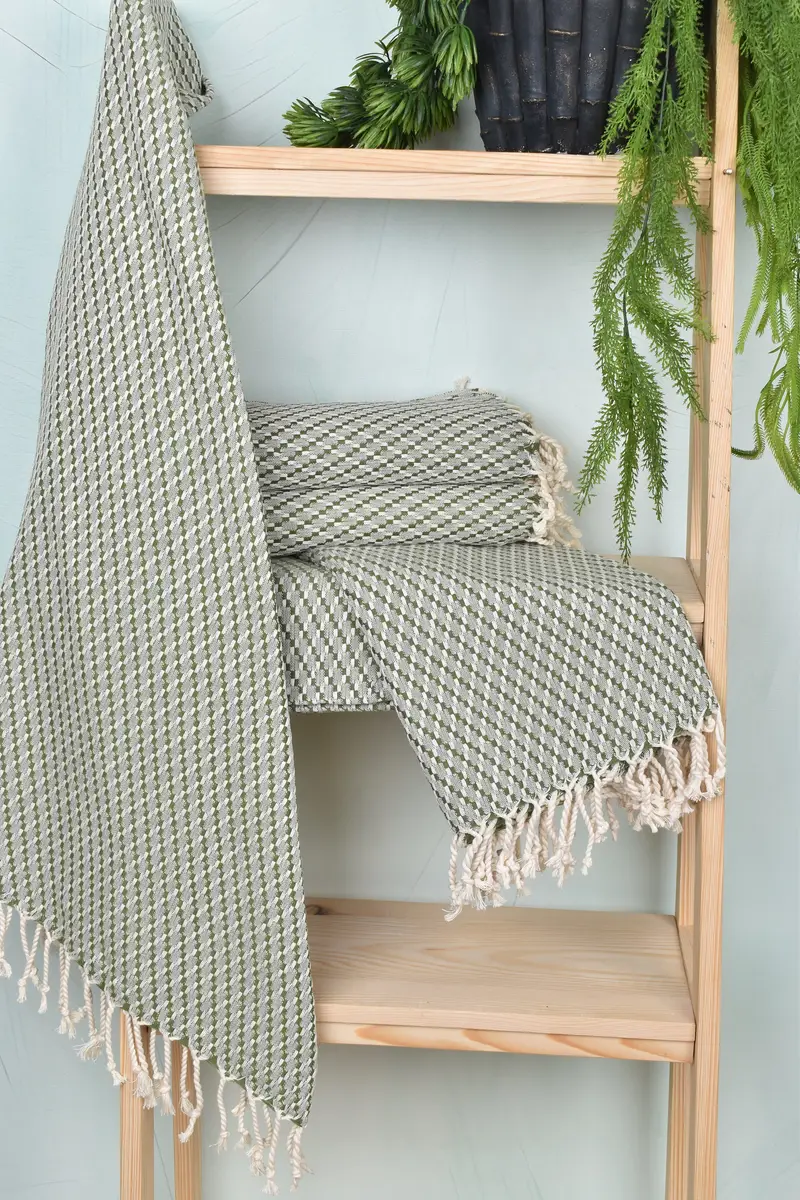 Thin towel, Summer Gift, Spa Gift, Embroidery Towel, Eco-friendly Turkish peshtemal towel, 68x40 Cotton Geometric Towel, Personalized Gift - 6