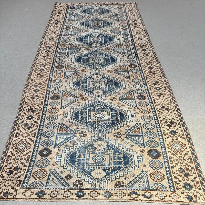 Elegant Beige & Blue Rug, 4x11 ft Animal Print