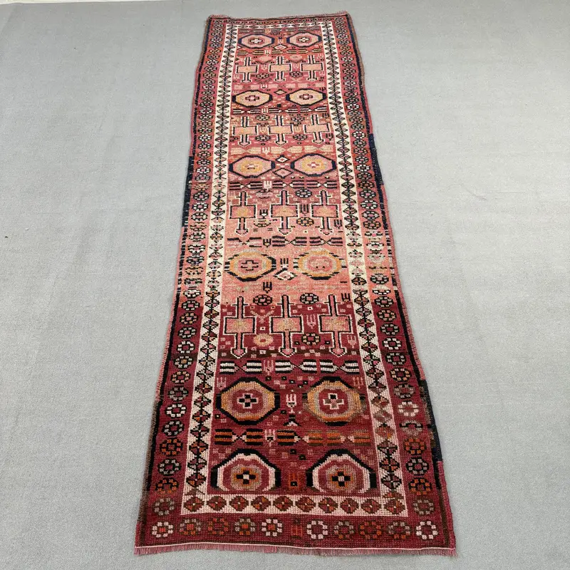 Türkischer Vintage Teppich, 3,2x10,4 ft Herki Teppich, roter Wollteppich - 1