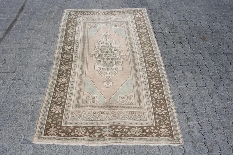 Alfombra turca vintage de 4,4x7,3 pies, alfombra de lana a cuadros marrón Oushak - 1