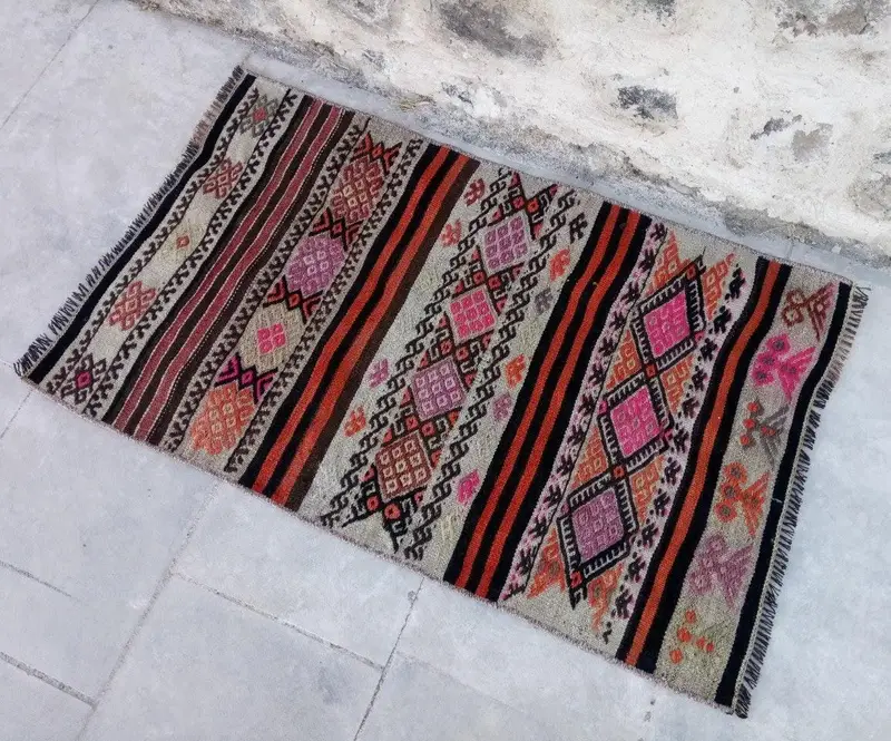 Vintage Turkish Rug, 2x3.2 ft Small Rug, Red Pink Polka dot Wool Rug - 1