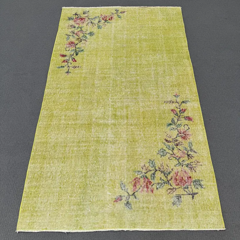 Green & Red Rug, 3,1x6,5 ft Striped Geometric Design