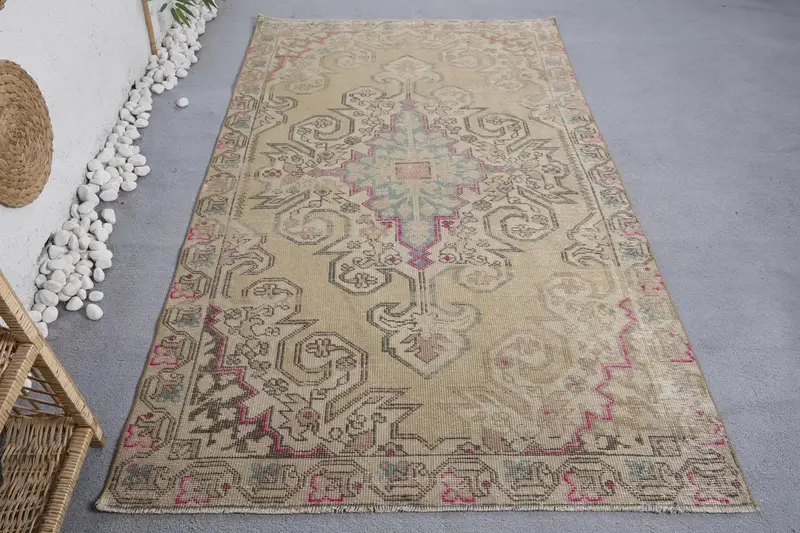 Handmade Beige Green Polka Dot Rug, 0.4x6.2 ft Rug