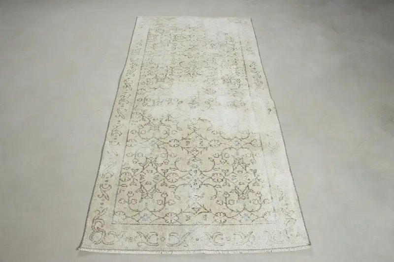 Alfombra de acento vintage, alfombra turca de 3,2x6,46 pies, alfombra de lana Oushak blanca - 1