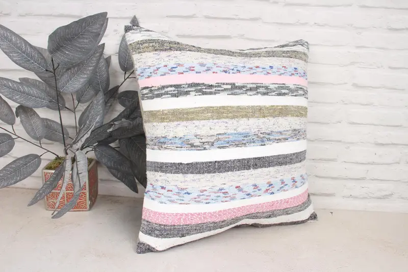 Handmade Kilim Cushion, Antique Pillows, 20x20 Pink Pillow Cover, Vintage Kilim Pillow, Pillow Case, Sofa Bolster Cushion Cover - 3