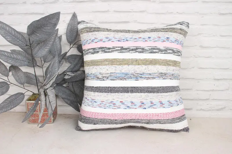 Handmade Kilim Cushion, Antique Pillows, 20x20 Pink Pillow Cover, Vintage Kilim Pillow, Pillow Case, Sofa Bolster Cushion Cover - 1