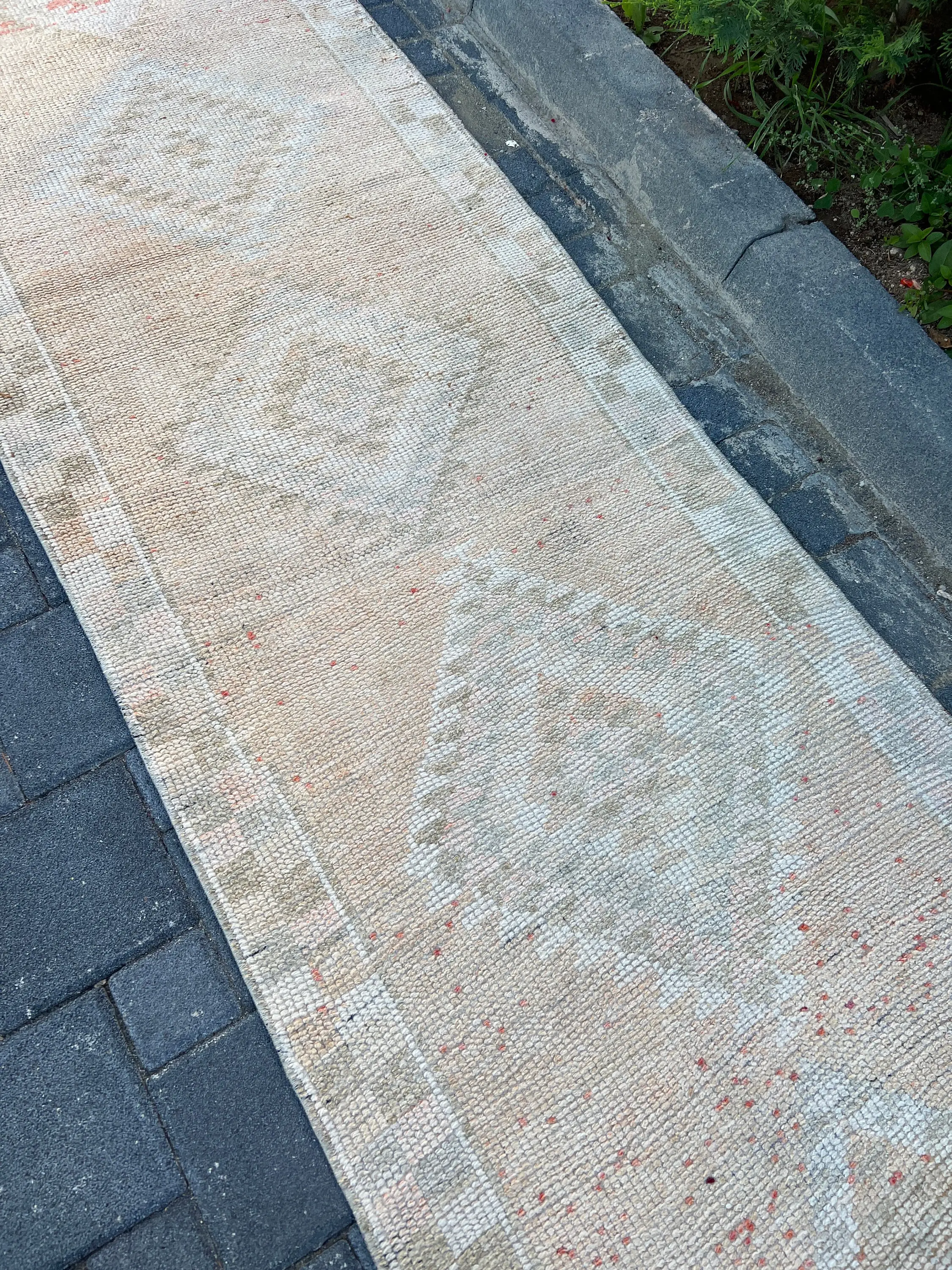 Vintage Turkish Rug, 2.5x12.2 ft Herki Rug, White Oriental Wool Rug - 1