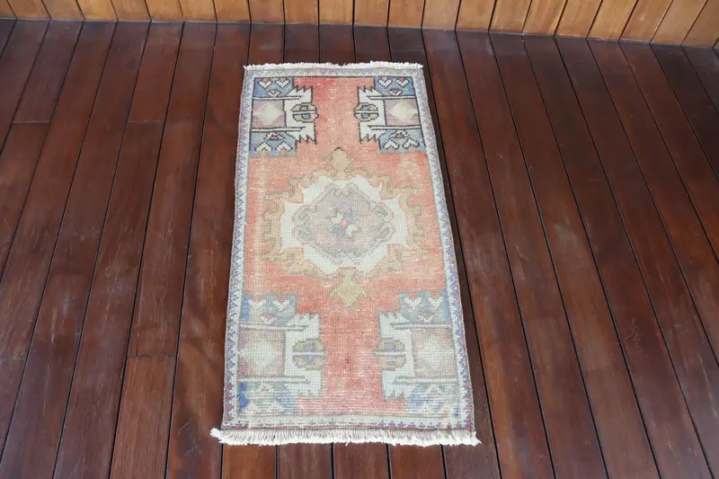 1,4x3 ft türkischer Vintage-Teppich, kleiner Teppich, roter Oushak-Wollteppich - 1